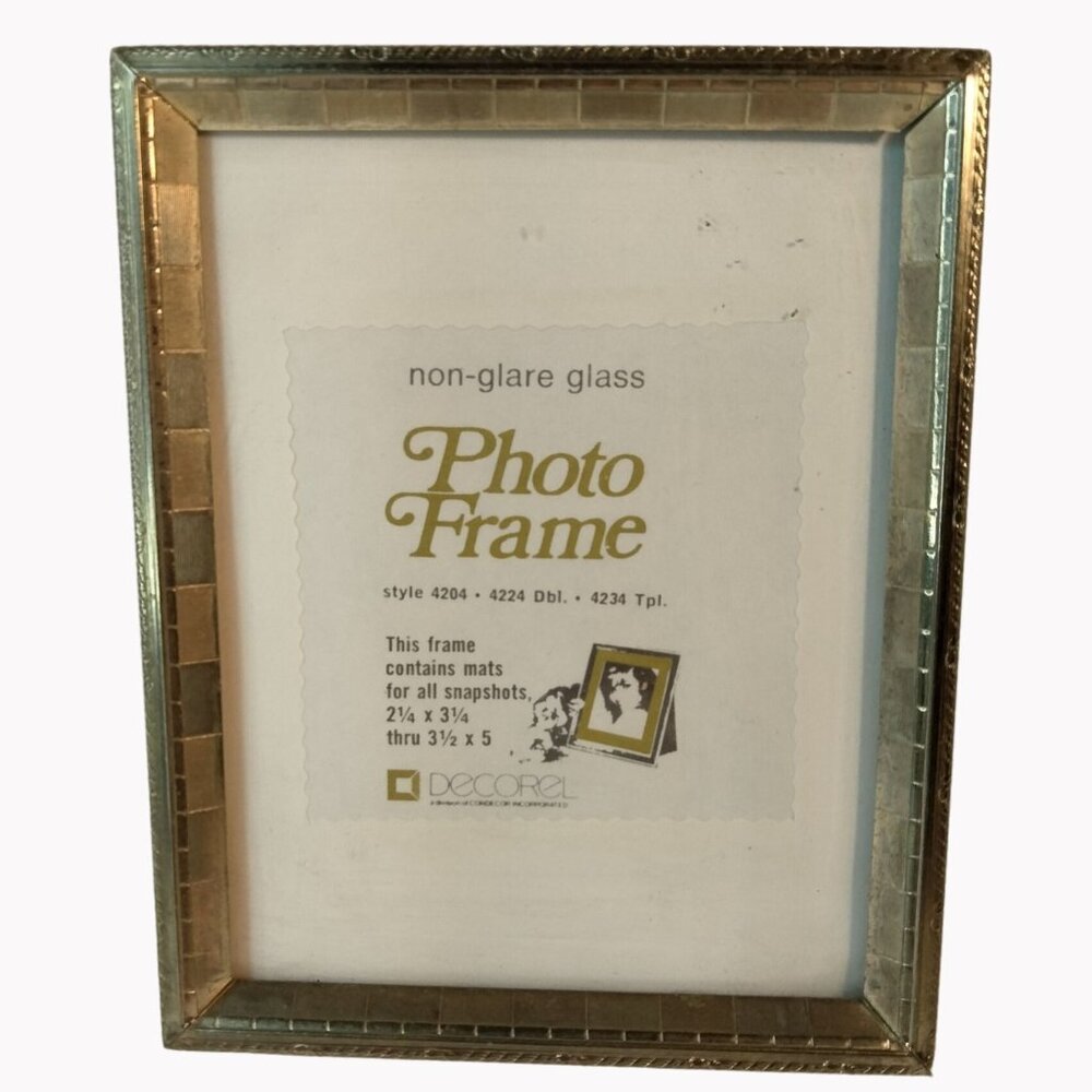 Vintage Decorel Non Glare Glass Photo Frame Gold Tone 2 x3 to 3 x 5 Mat